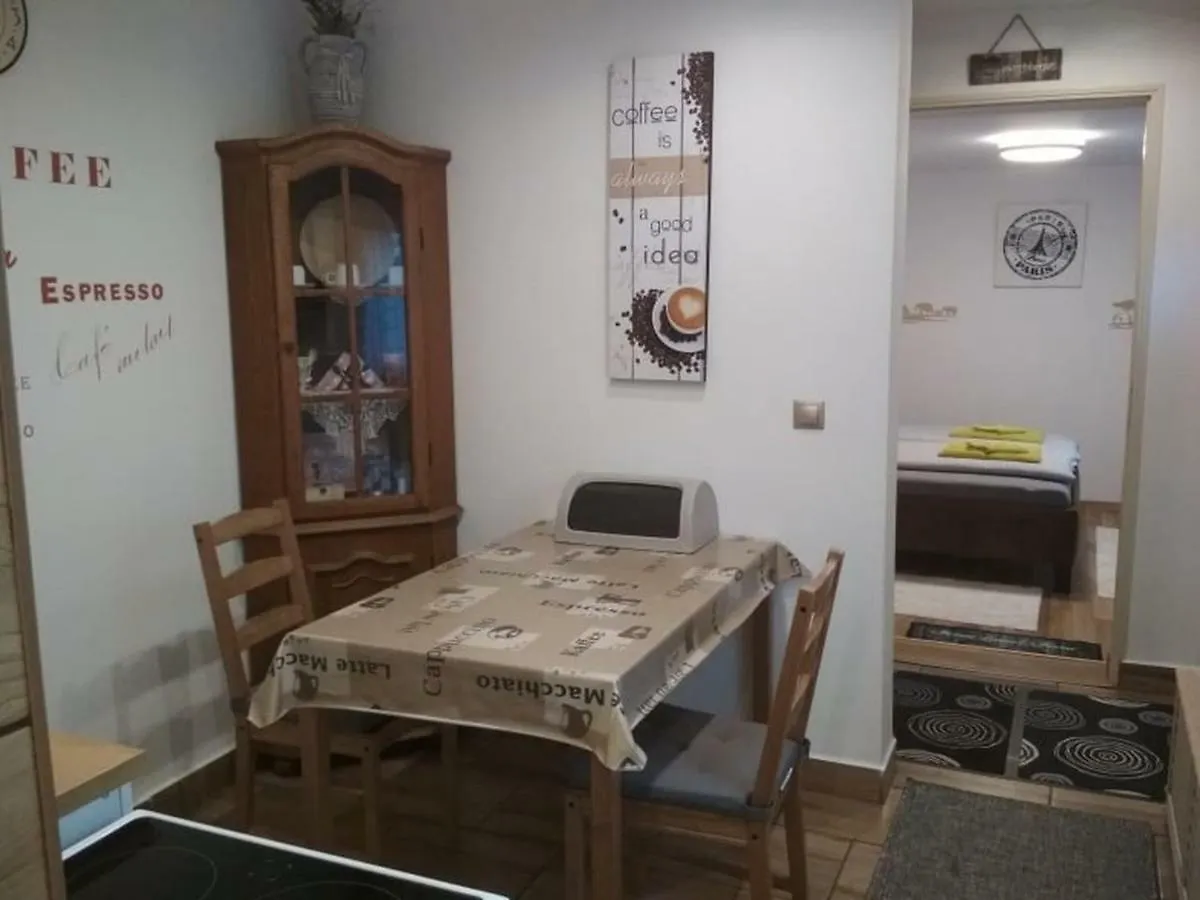 Apartament Mokka Apartman Eger